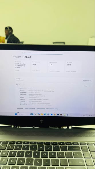HP Zbook photo 5