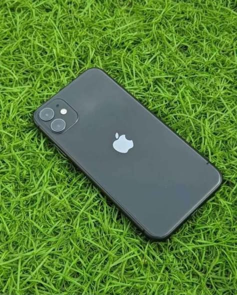 iPhone 11 photo 1