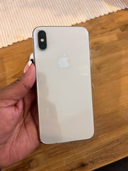 iPhone X photo 3