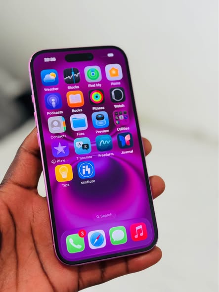 iPhone 16 128GB photo 2