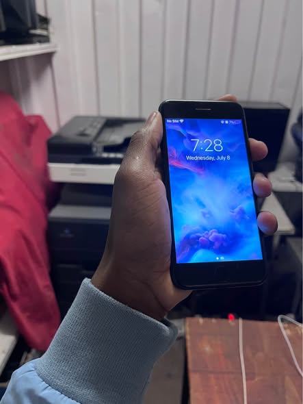 iPhone 7 32GB photo 4