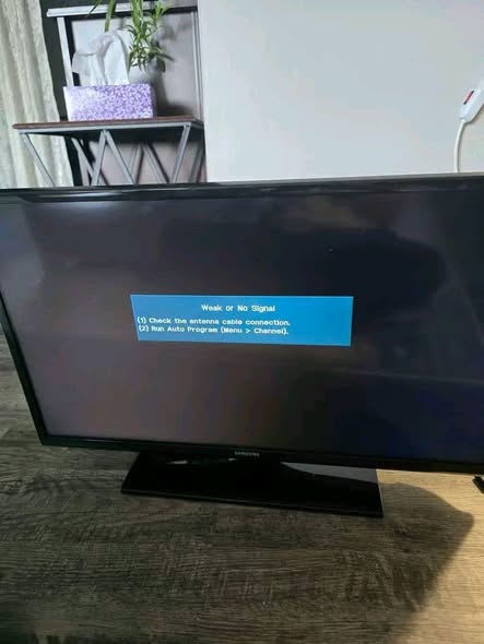 Samsung 32' TV photo 1