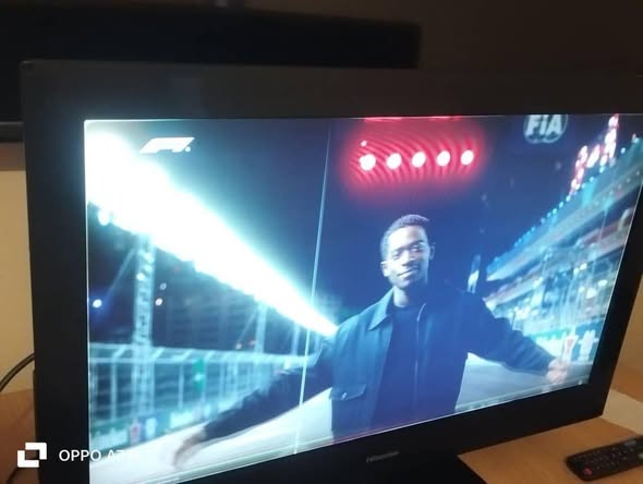 Hisense 32 inch tv photo 2