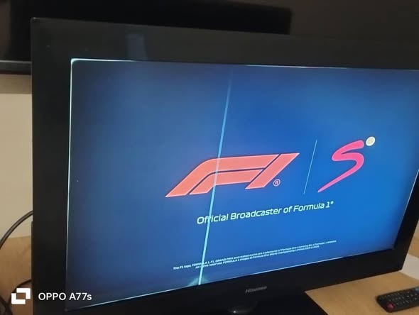 Hisense 32 inch tv photo 1