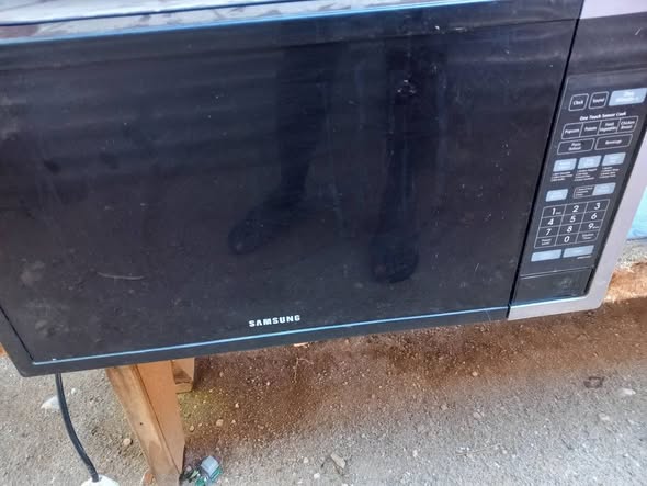 Samsung microwave photo 3