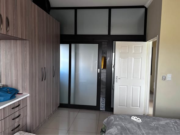 Big 3 bedroom house for sale in Osona Village photo 1