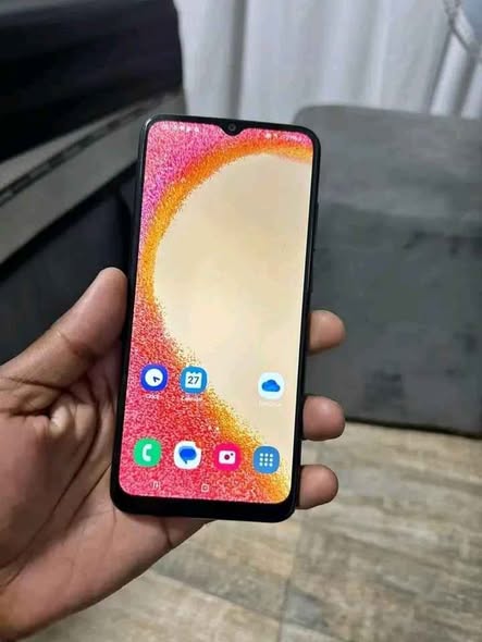 Samsung Galaxy A04E photo 1