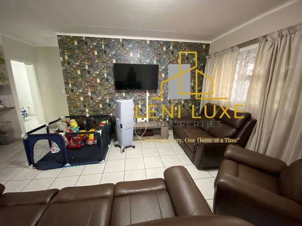 4 bedroom house From sale in Osona Village photo 5