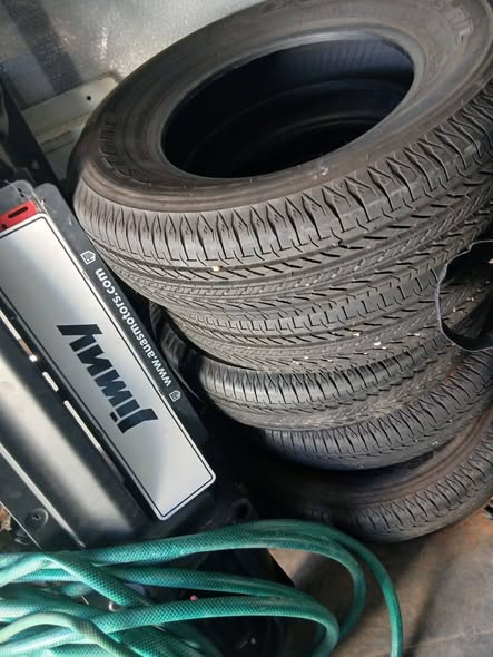 Tyres photo 1