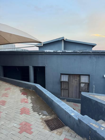 House for sale in Dorado park photo 1