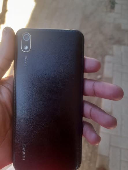 Huawei Y5 photo 4