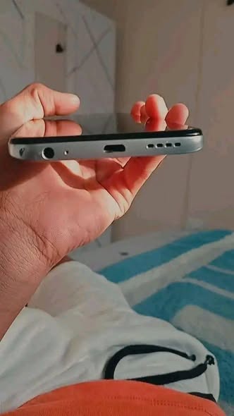 Hisense E32 pro photo 4