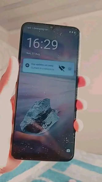 Hisense E32 pro photo 1