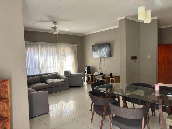 Windhoek west house for sale photo 1