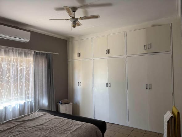 Windhoek west house for sale photo 5