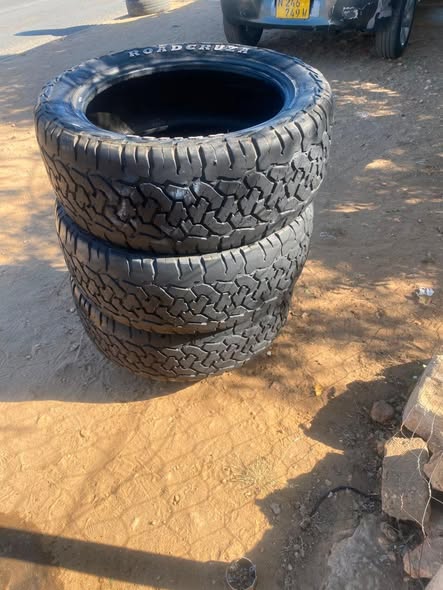 Tyres photo 1