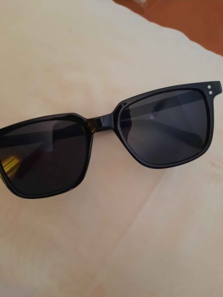 Sunglasses photo 2