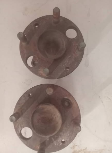 Back bearing hump photo 3