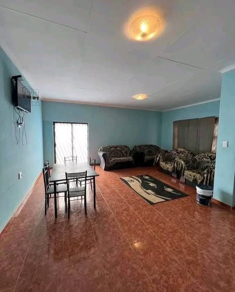House for sale in Otjomuise 7 photo 4
