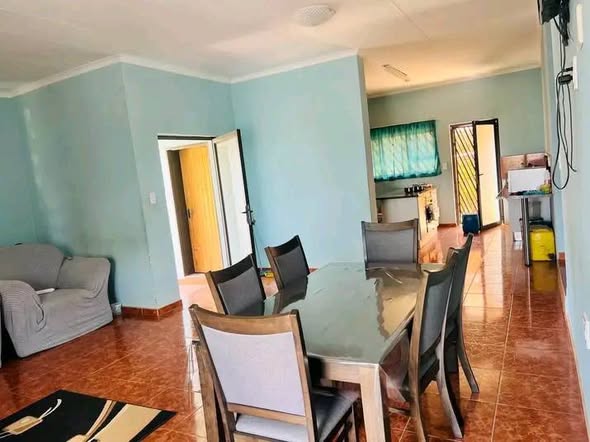 House for sale in Otjomuise 7 photo 1