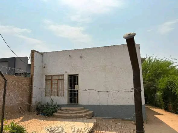 House for sale in Goreangab photo 1