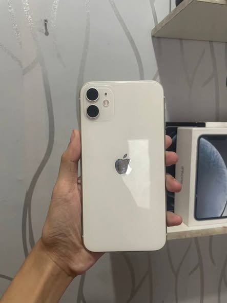 Iphone 11 photo 1