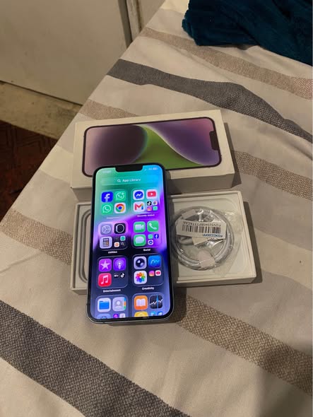 iPhone 14 128GB photo 4