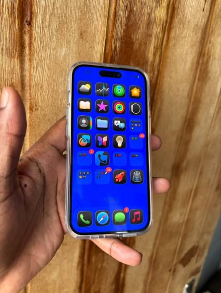 iPhone 15 photo 2