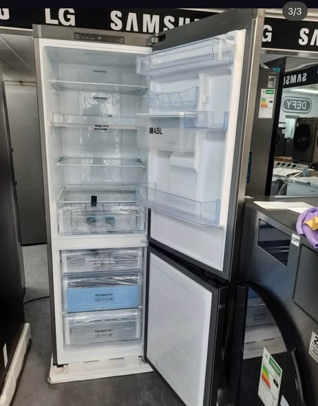 Samsung inverter Fridge Freezer photo 3