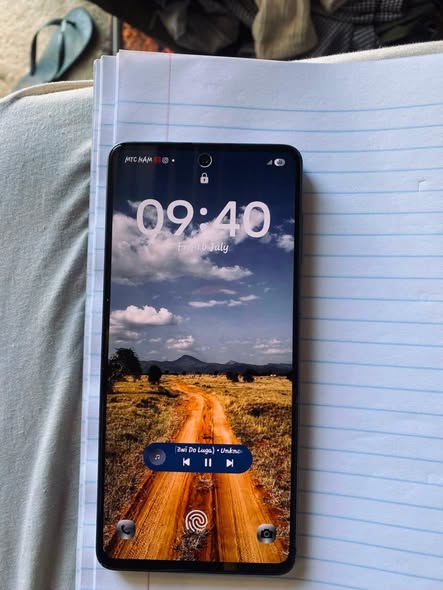 Samsung galaxy A73 5G photo 1