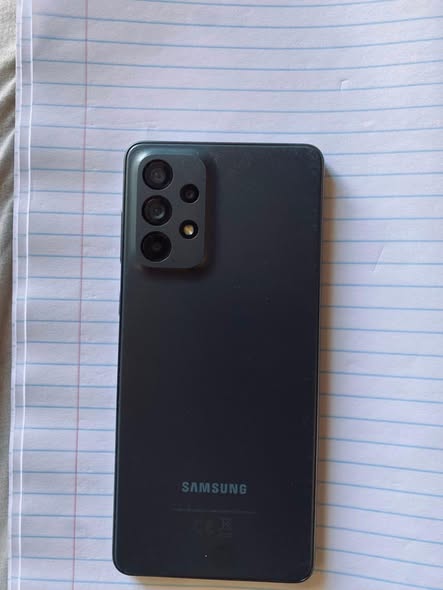 Samsung galaxy A73 5G photo 2