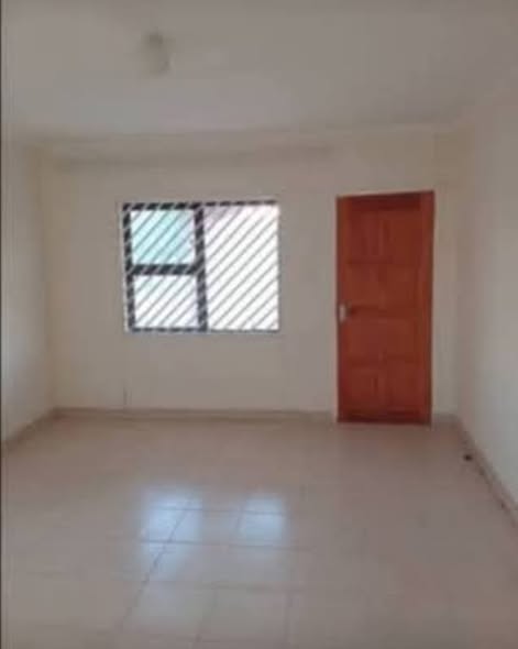 HOUSE FOR SALE IN OKAHAO photo 4