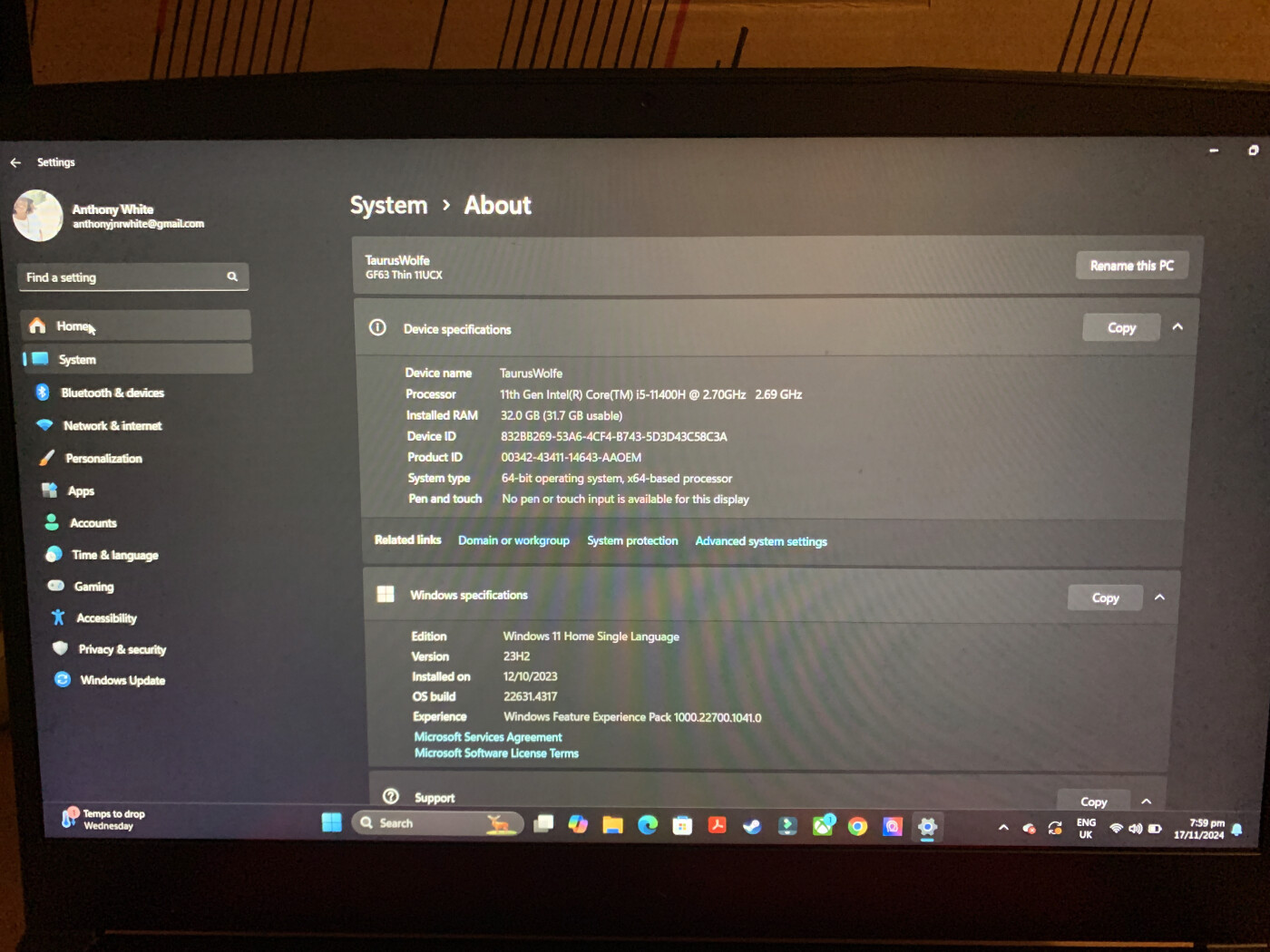 MSI Gaming Laptop photo 3