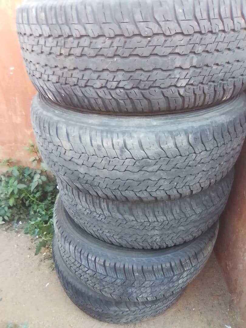 Car Tyres for sale photo 4