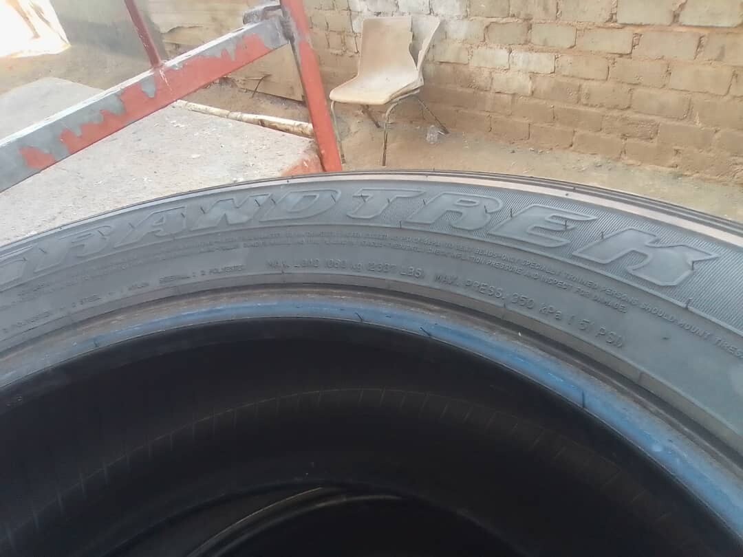 Car Tyres for sale photo 3