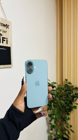 Iphone 16 plus 128gb photo 3