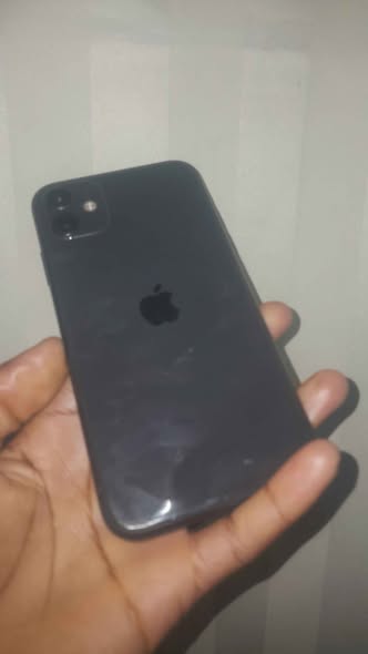 IPhone 11 photo 1