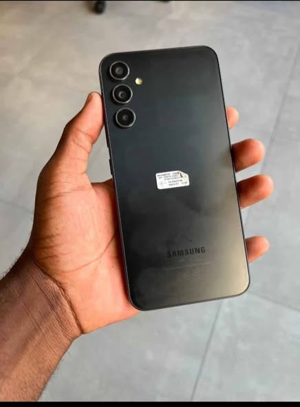Samsung A34 photo 2