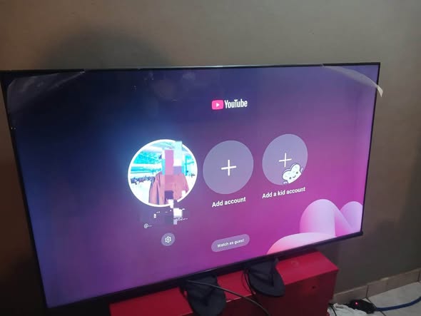 Toshiba tv  smart 50inch photo 2
