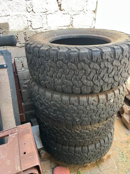 265/65R17 Tires photo 4