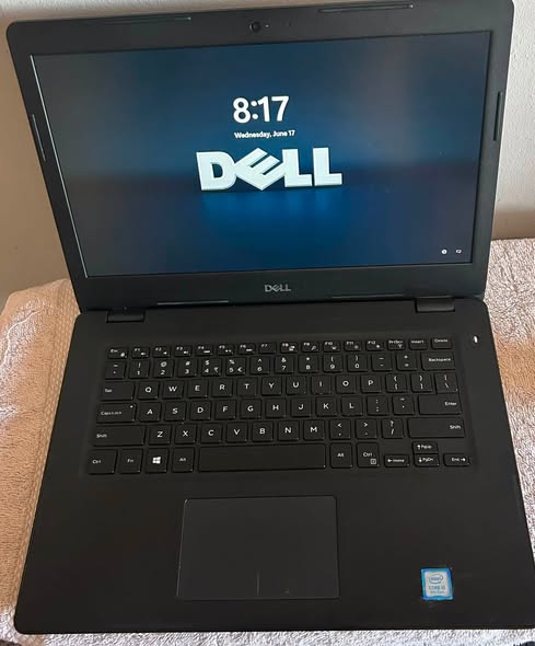 Dell laptop photo 2