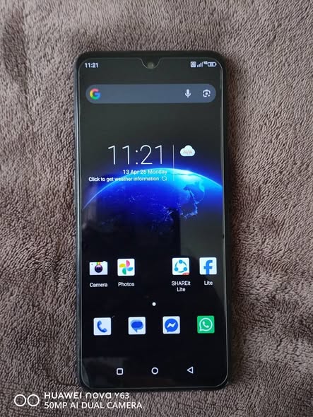 Hisence H60 infinity zoom 128GB photo 2