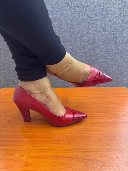 Heels photo 1