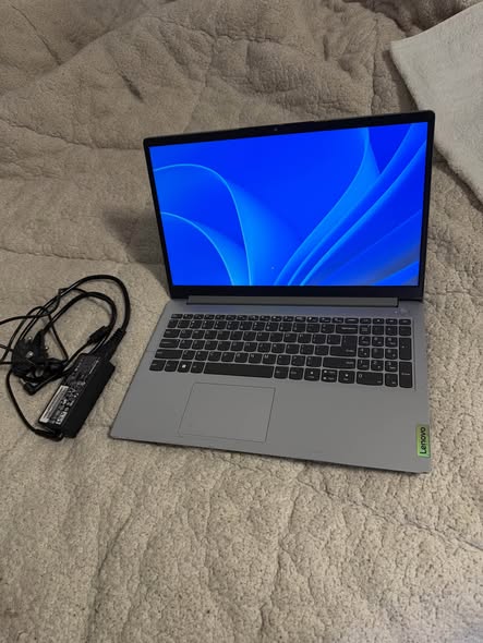 Lenovo Laptop photo 5