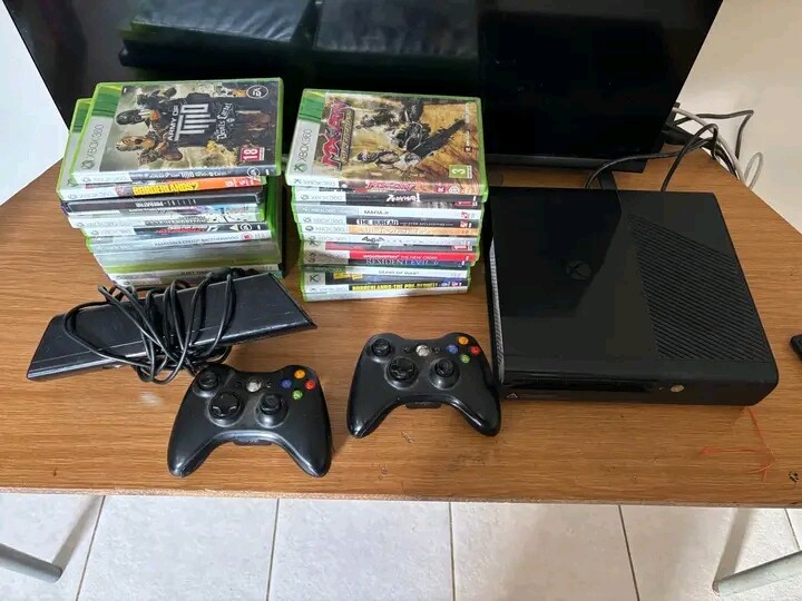 Xbox 360 for sale photo 1