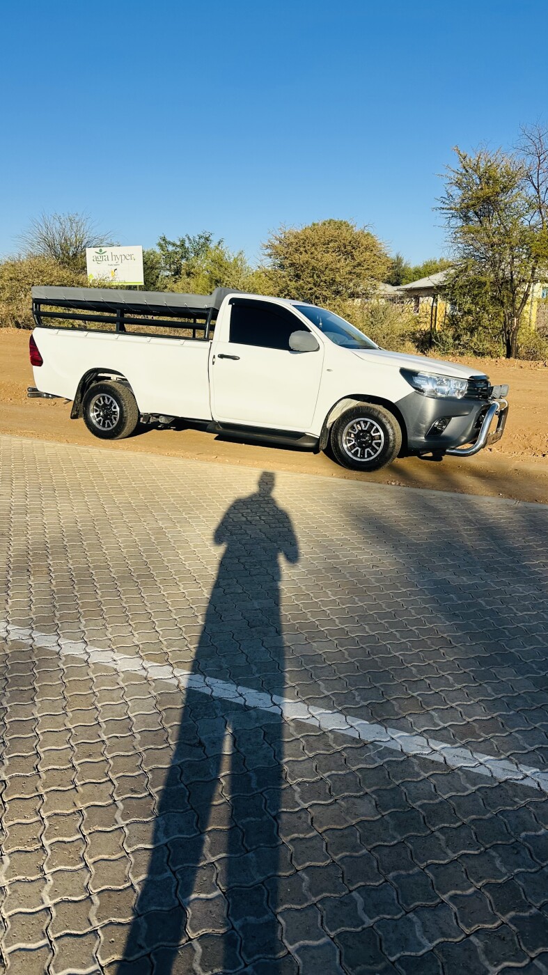 Toyota Hilux vvti 2.0 photo 6