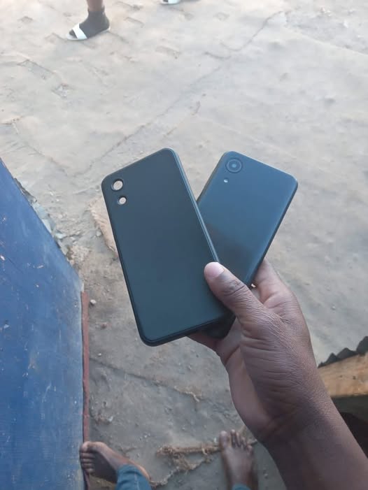 Samsung A03 32gig photo 1