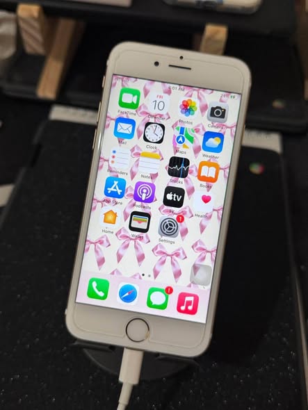 iPhone 6s photo 2