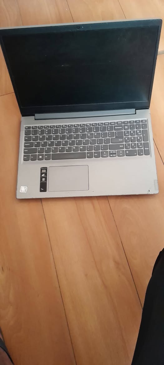 Lenovo ideadpad 3 photo 1