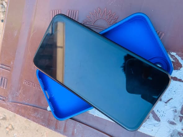 IPhone XR 64GB photo 3